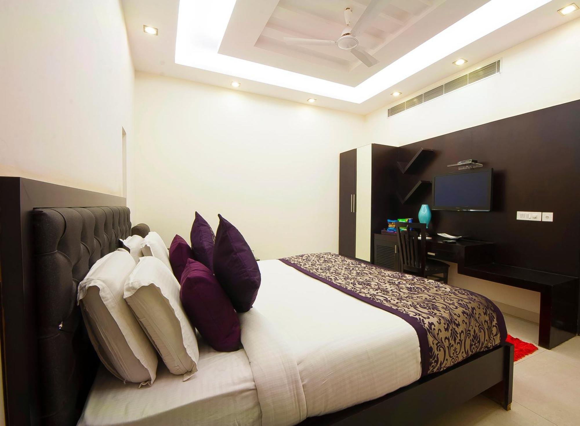 Hotel Transit International- Aerocity Delhi Airport New Delhi Exterior foto