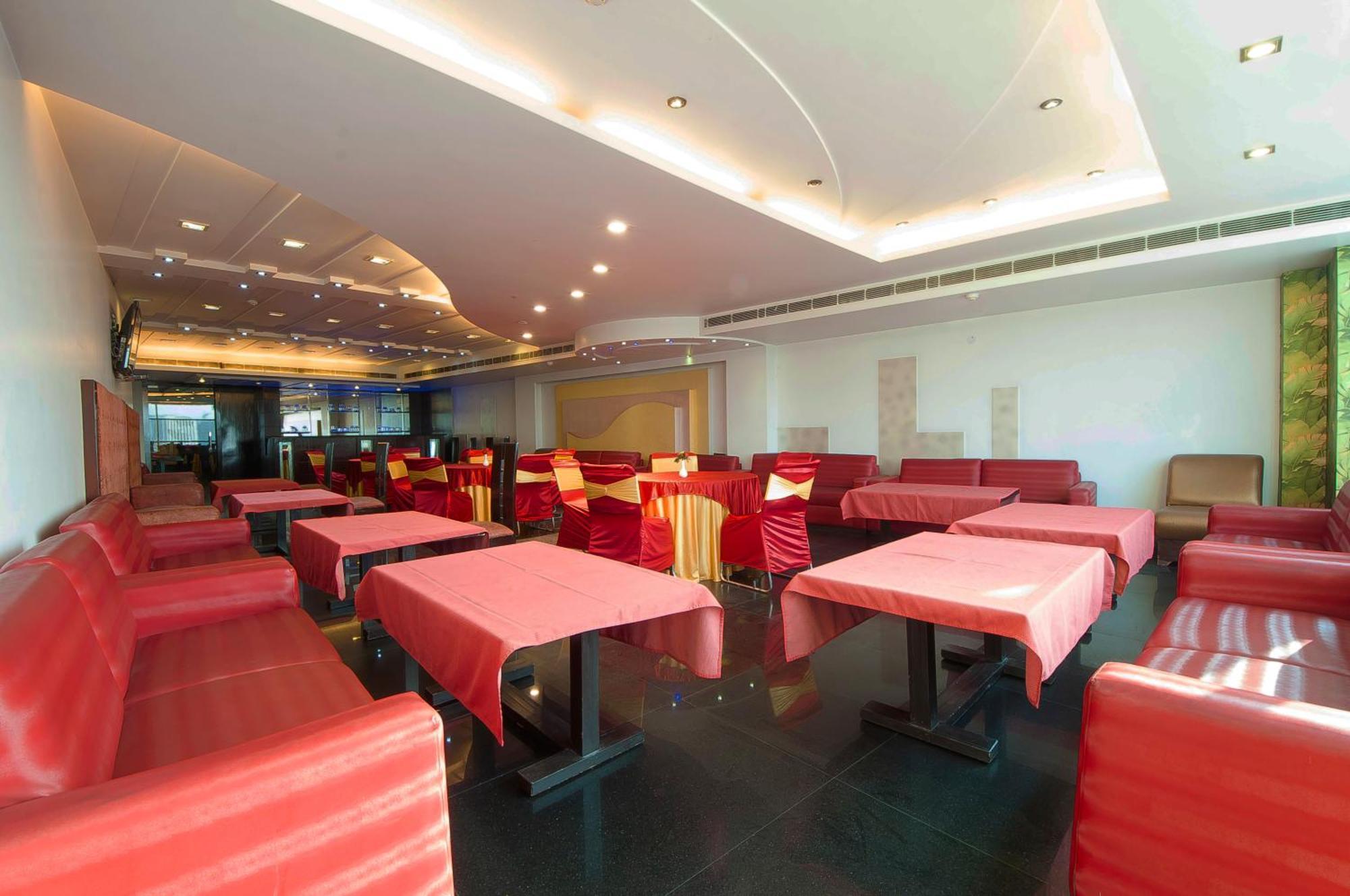Hotel Transit International- Aerocity Delhi Airport New Delhi Exterior foto